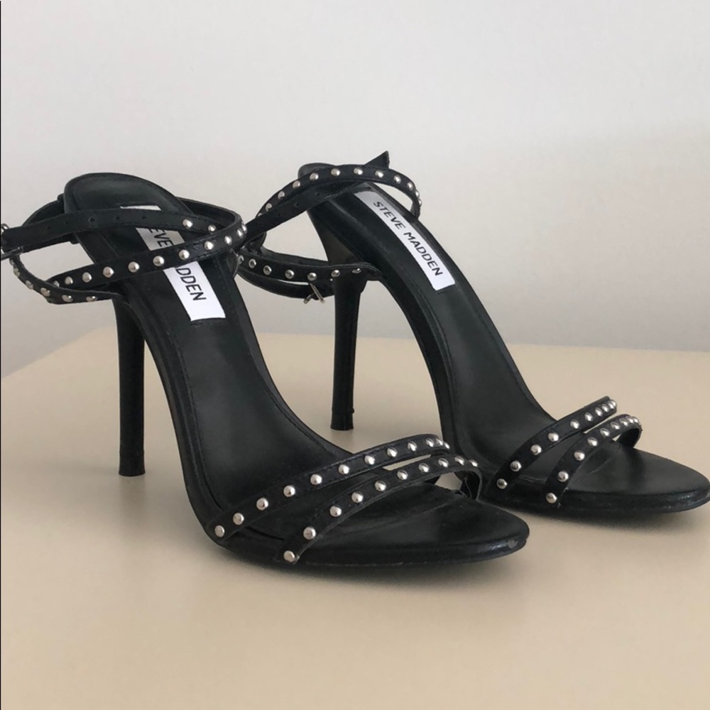 Steve Madden Black Sandals
